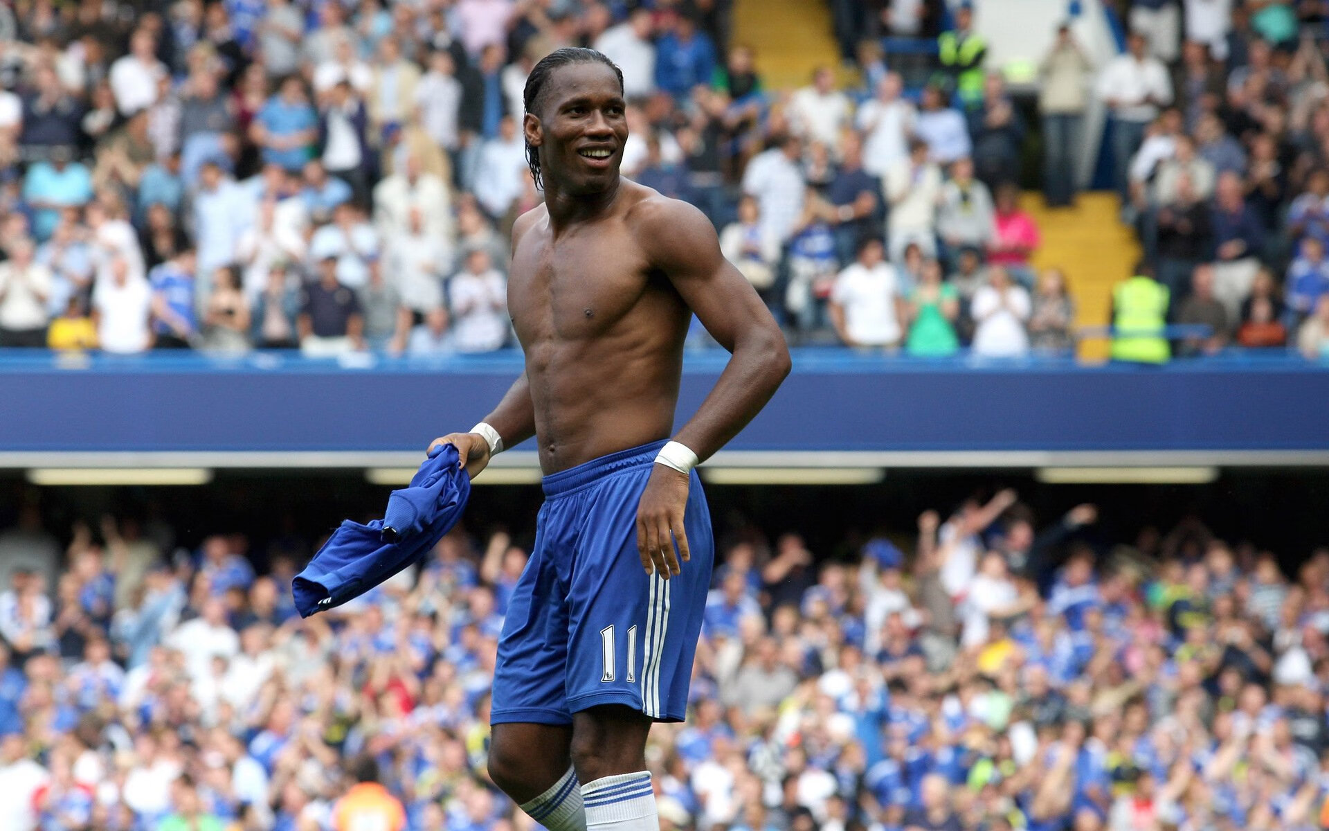 拜仁锋线新星持续上演“破门秀”，拜仁 门兴